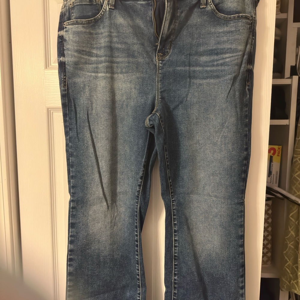 Torrid Sky High Kick Boot Jeans NWOT 18 - Picture 2 of 3